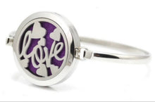 Charger l'image dans la galerie, Bracelet diffuseur d'huile essentielle "Love"
